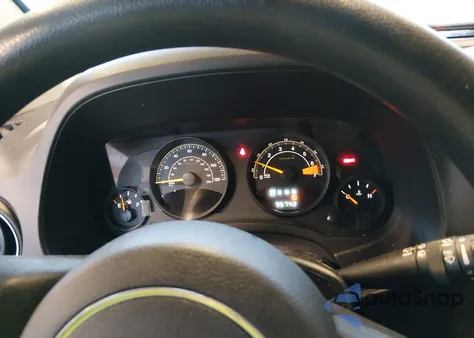 2014 Jeep Compass Sport z USA, uszkodzony, nr VIN 1C4NJDBB1ED592887